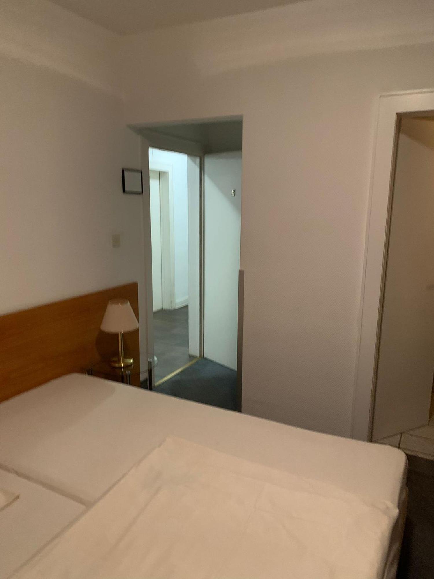 Waldhotel Hensel'S Felsenkeller Frankfurt am Main Eksteriør bilde