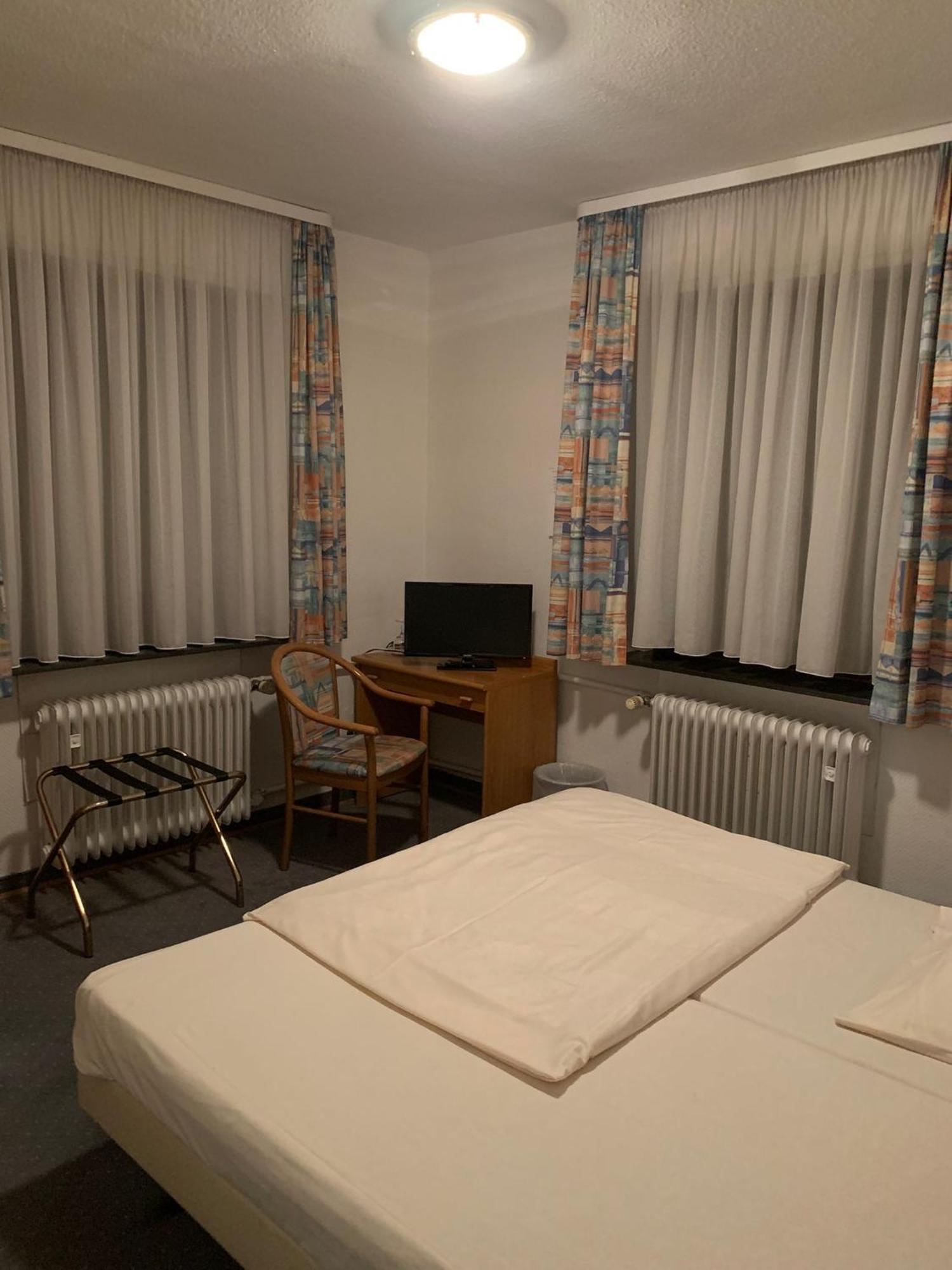 Waldhotel Hensel'S Felsenkeller Frankfurt am Main Eksteriør bilde